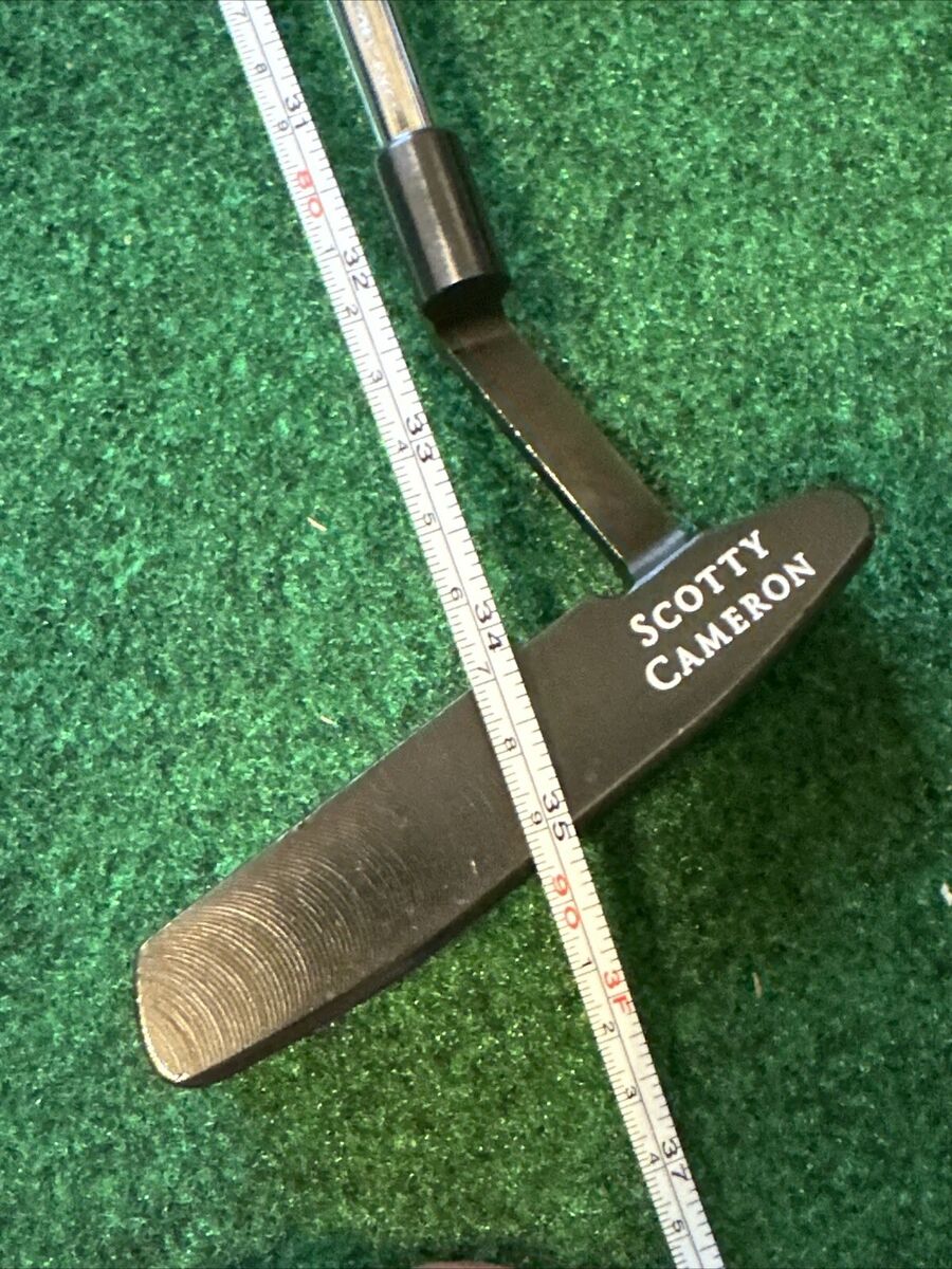 Titleist Scotty Cameron 1997 Classics Newport 2 Putter 35 Titleist Scotty Cameron 1997 Classics Newport 2 Putter 35
