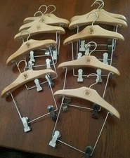 Lot Oshkosh B'Gosh Child 10" Wood Combination Hangers Long Pant Skirt Clips Suit