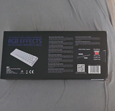 ISY IKT-3000 Mechanische RGB Gaming Tastatur, weiß, abnehmbares Kabel