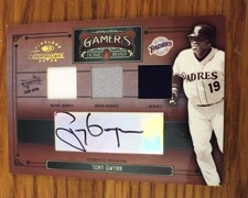 2005 DONRUSS TIMELESS TREASURES GAMERS TRIPLE GW JERSEYS /25 TONY GWYNN AUTO G19