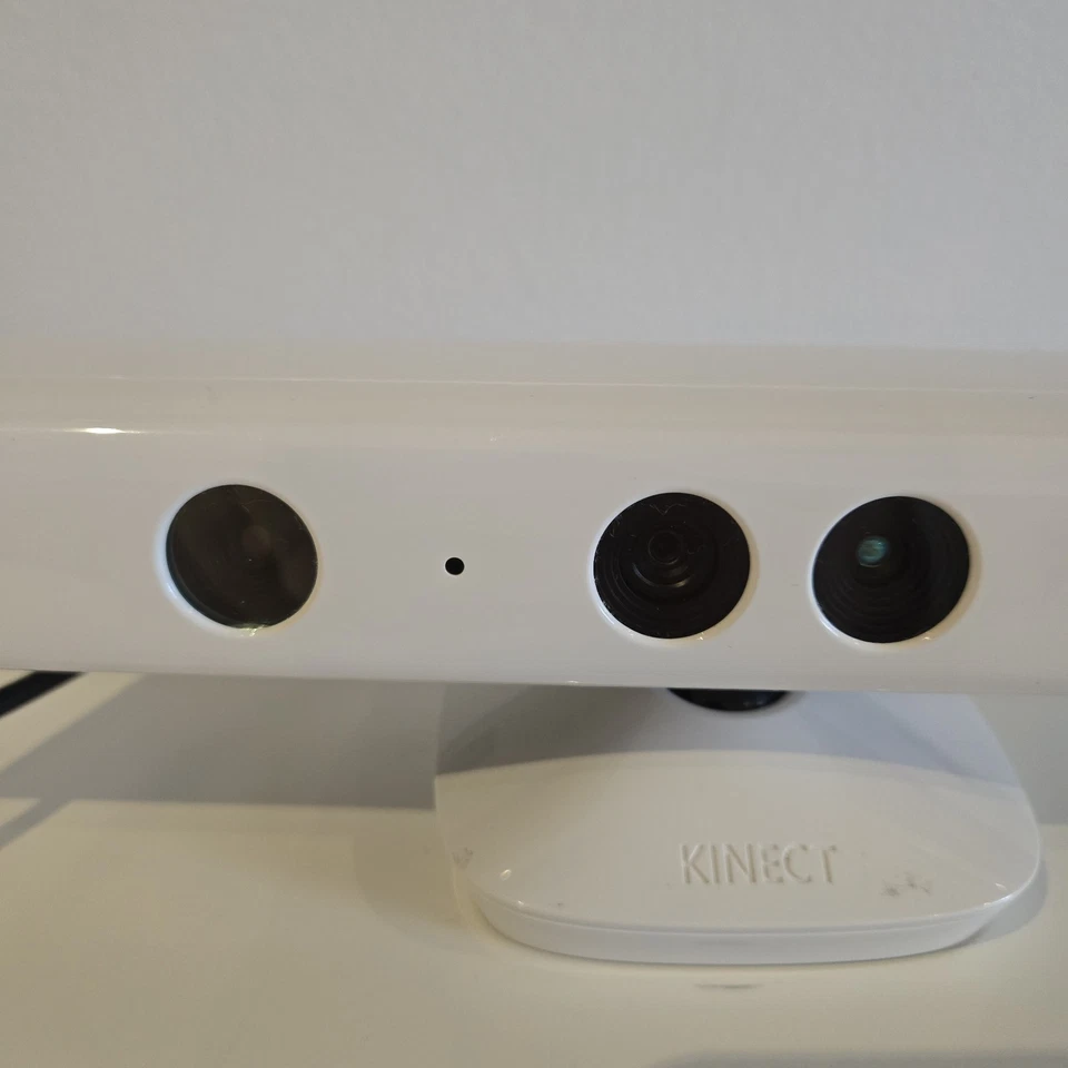 Microsoft Xbox 360 Kinect Sensor Wired - White Limited Edition Star Wars - Image 2 of 4