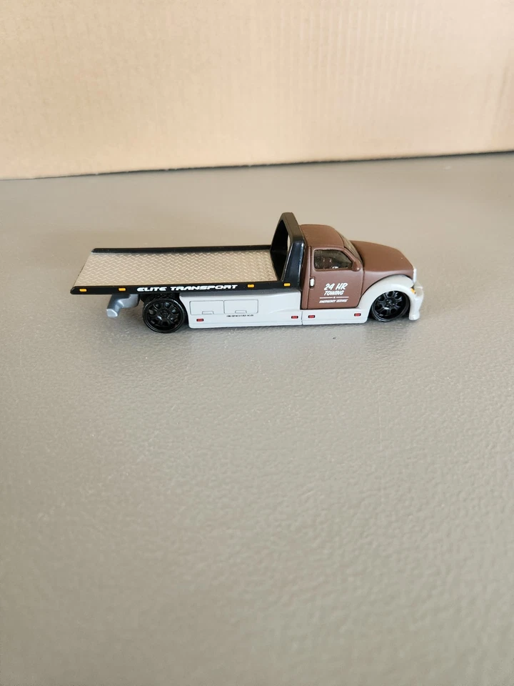 Lot of 5 Maisto and Maxi Car Toy Trucks - Image 4 of 4