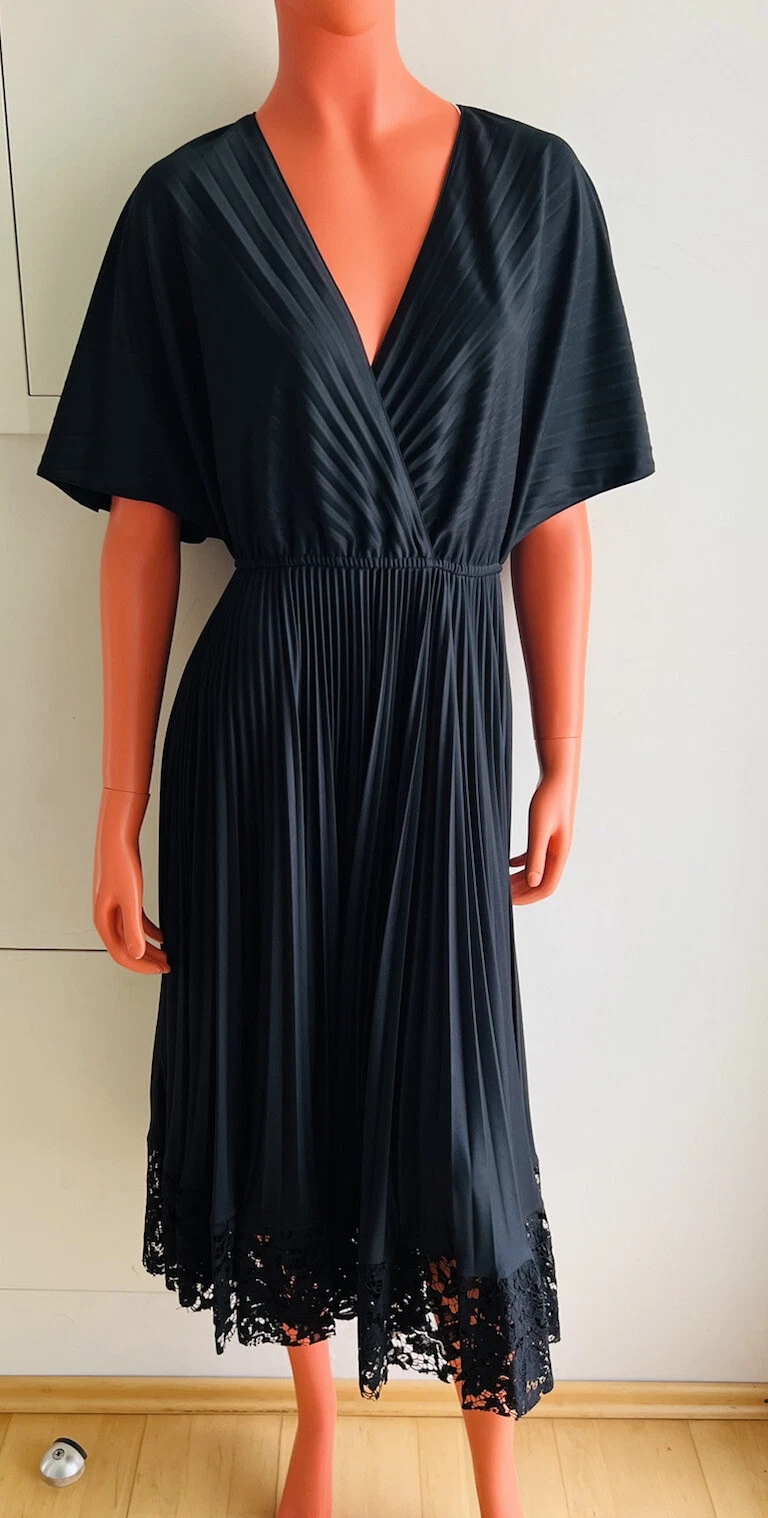 Abito plisee Valentino con pizzo nero taglia XS LP: 1.999 EU NUOVO