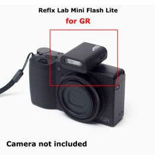 Black Reflx Lab Mini Flash Metal Shell Fit for Digital and Film Cameras 95 New