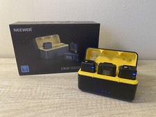 Neewer Cm28 Wireless Microphone System With Portable Charging Case