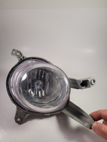 2012 - 2017 Hyundai Veloster Right Hand Passenger Front Fog Light Lamp OEM - Picture 3 of 10
