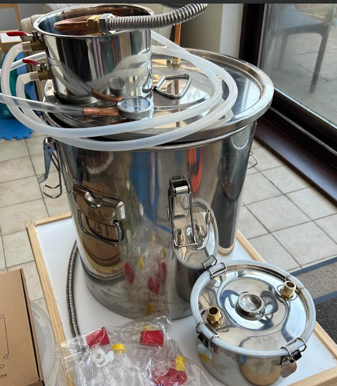 moonshine still distiller