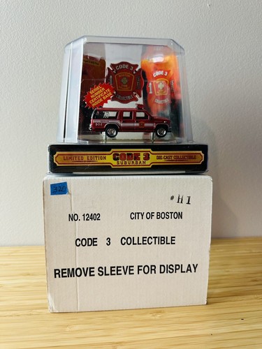 Ltd Edition 1998 Code 3 12402 Boston Fire Department H1 Suburban 1:64 Die cast
