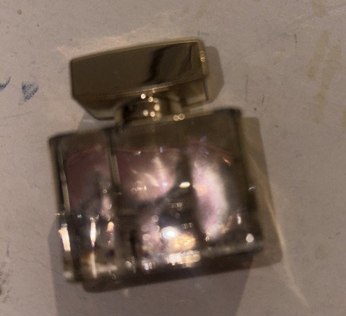 Mini Gucci Premiere Eau de Parfume 5ml/0.16 fl. oz Vintage Bottle, half full - Picture 3 of 5