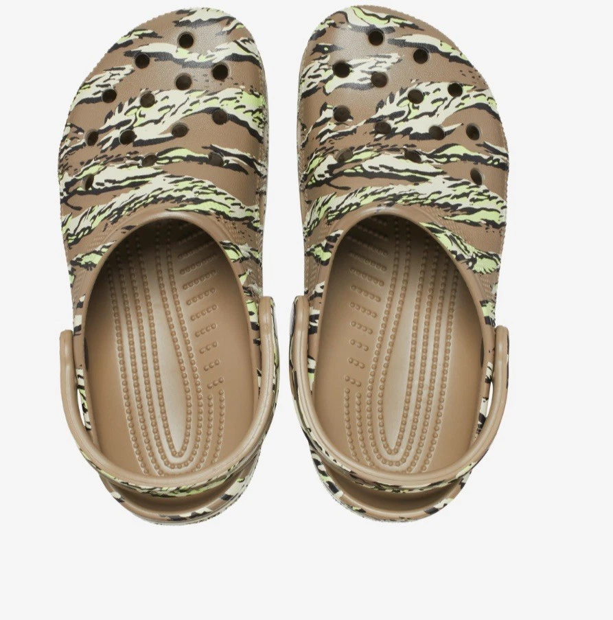 Zueco Clásico Crocs Jóvenes Niños - Verde Multi Digi Camuflaje EE. UU. J6 Foto 3 de 4