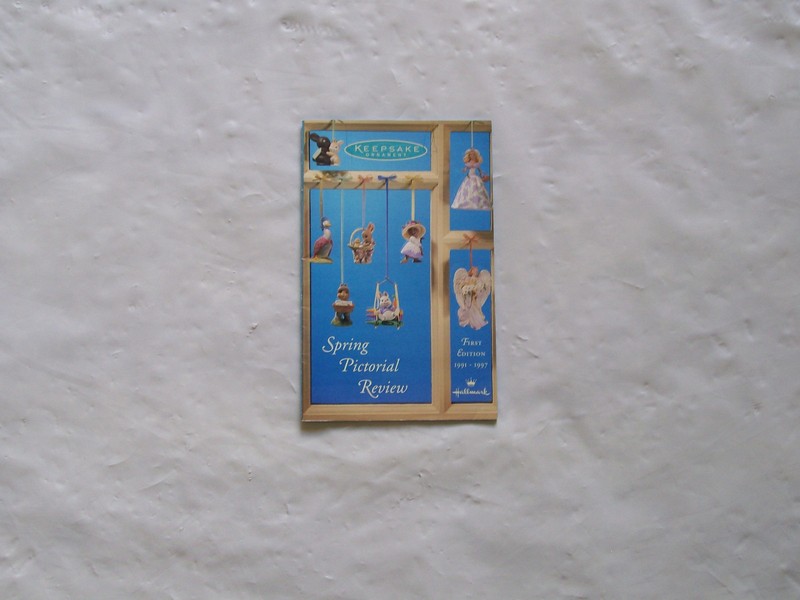 Hallmark Ornament Spring Pictorial Review Book 1991-97