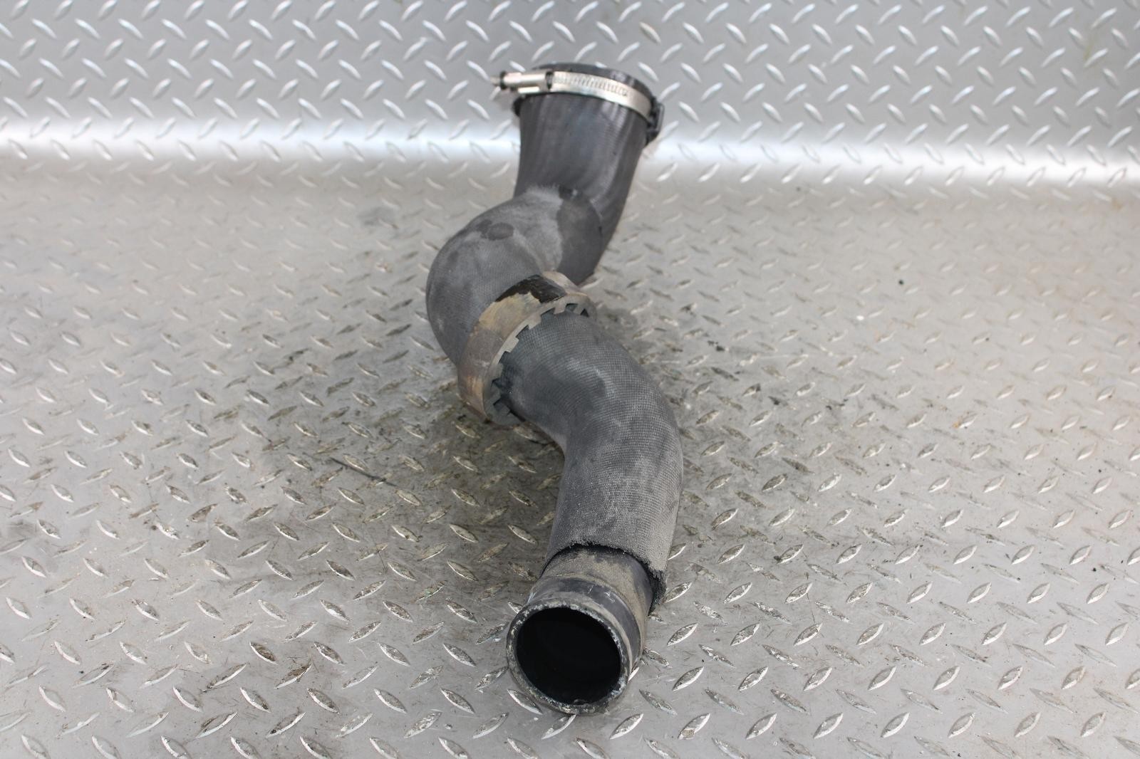 Bentley Flying Spur 2013-2018 Right Lower Air intake pipe