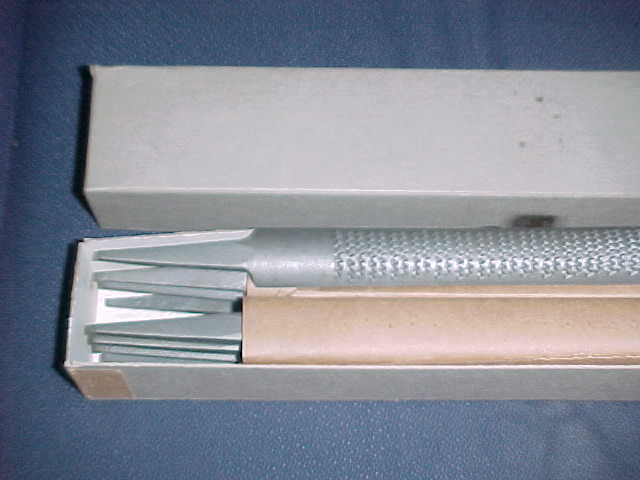 Picture 2 of 8