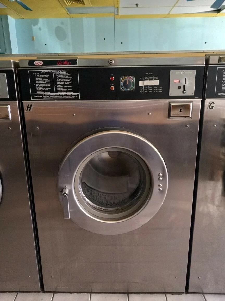 12 used Commercial Unimac Washers For Sale