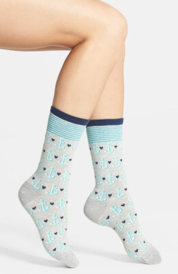 Hot Sox 165178 Women's Gray Blue Anchors And Hearts Print Crew Socks Size 9-11