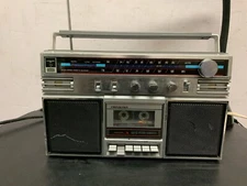 Soundesign 4622 AM-FM Stereo Cassette Recorder 7390205
