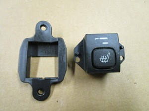 2000-2006 GMC YUKON DENALI CENTER CONSOLE REAR SEAT HEATED SWITCH OEM