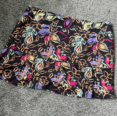 Reel Legends Skirt Womens Extra Large Black Floral UPF 50 Wicking Beach Comber
