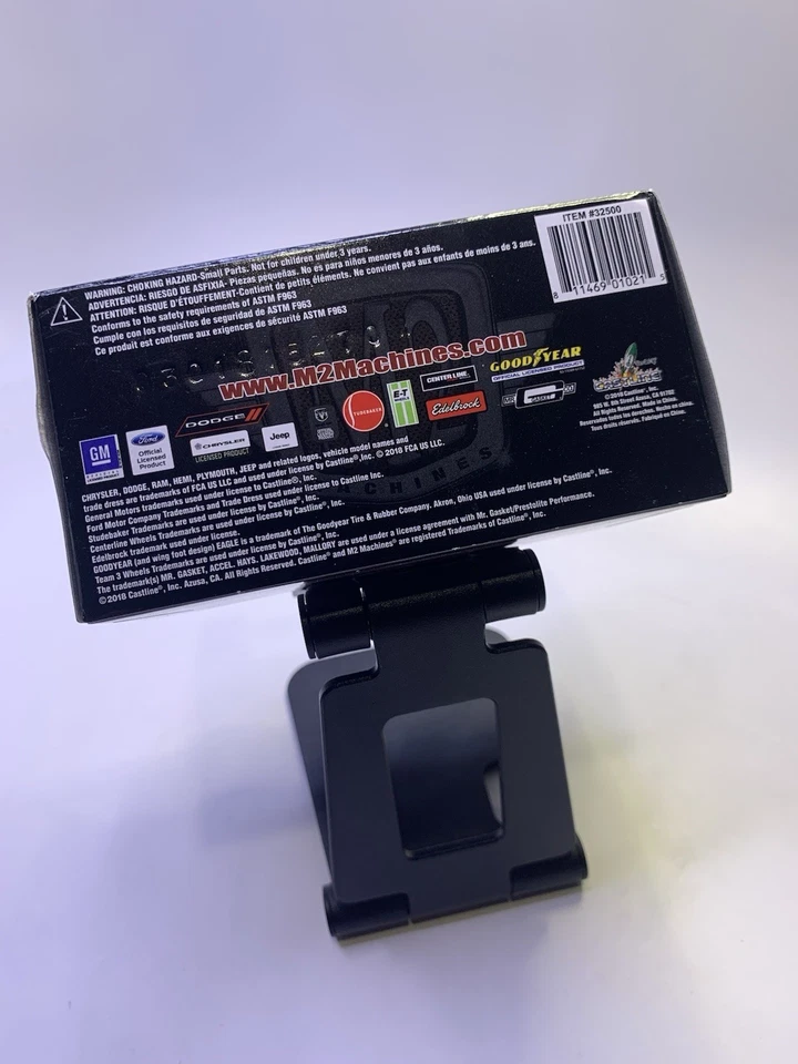 M2 Machines 1970 Chevrolet C60 Truck 2018 CPCC Black And Grey Chase 1 Of 500 - Image 3 of 4