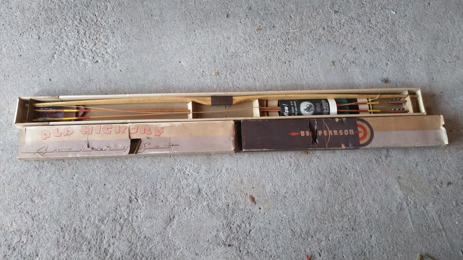 NIB 1946 Vtg Ben Pearson 60" Youth Bow+Arrow Old Hickory UNUSED Set n Toy