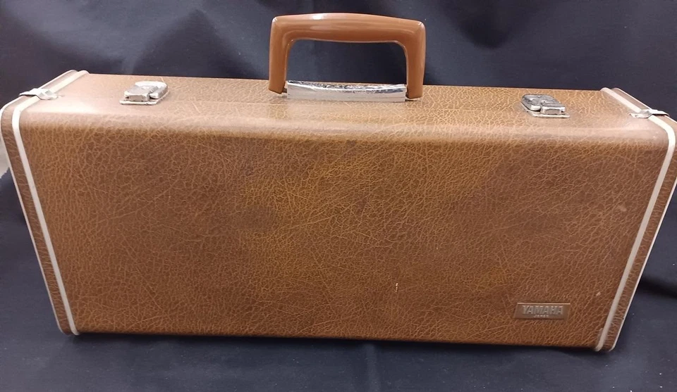 Trompeta Yamaha YTR-634 mantenida con estuche rígido de Japón Foto 3 de 4