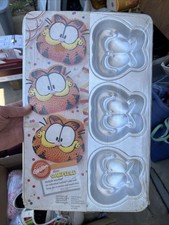 New In Pkg! Vintage Garfield Cat 6 Mini Cake ...