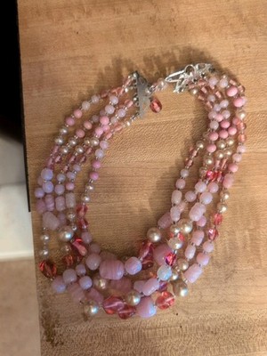 Vintage Pink Red And White Beaded Necklace 7inch Diameter