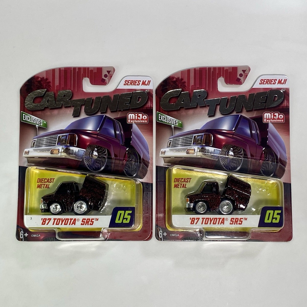 CAR TUNED Mijo Exclusives #05 87 Toyota SR5 Candy Red Sparkle 1:64