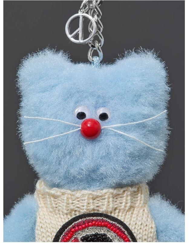 Monamhee x Peaceminusone Syhee Plush Keyring / 100