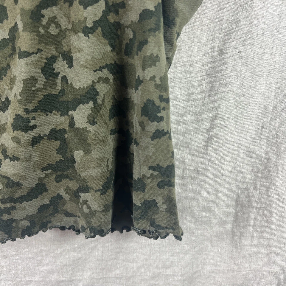 Camisa Mossimo para mujer multicolor camuflaje manga corta cuello redondo talla XXL Foto 4 de 4