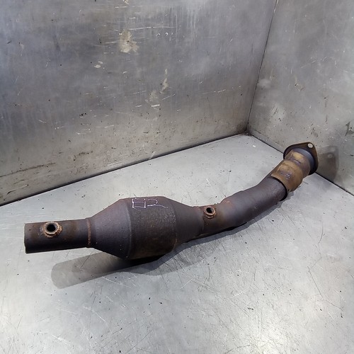 Toyota Corolla E12 2000-2006 2ZZ-GE OEM Exhaust Catalytic Converter Cat !Cut! - Picture 2 of 7