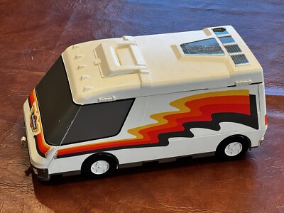 Micro Machines MMW0042 Großes Spielset Super Van City mit über 20