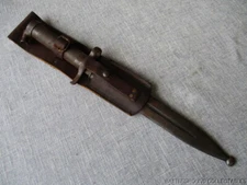 WWII VINTAGE SWEDISH M1896 MAUSER RIFLE BAYONET W/ LEATHER FROG