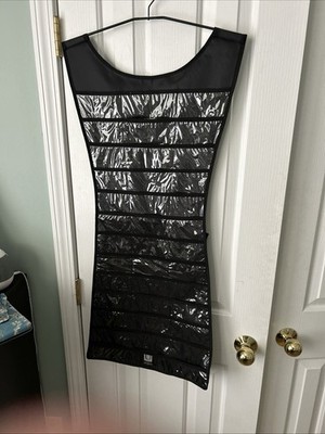 Umbra Little Black Dress Hanging Jewelry Organizer Black 42 In X  18 In