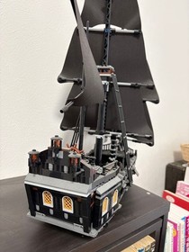 LEGO 4184 The Black Pearl Pirates of the Caribbean Complete without Box