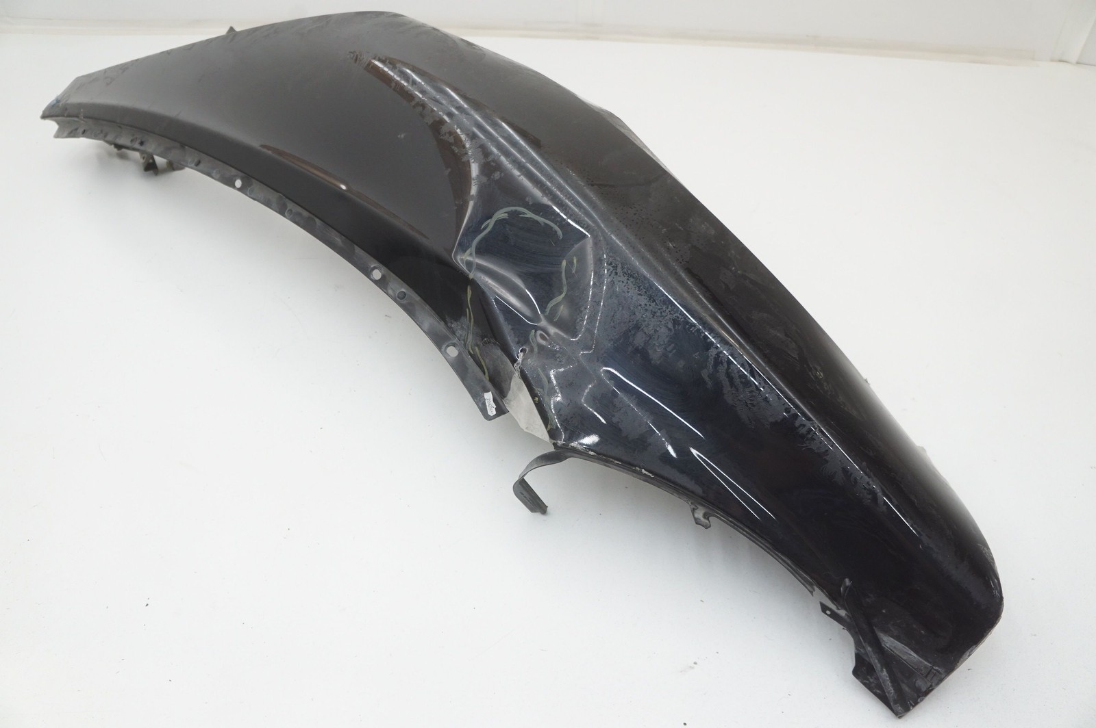 McLaren GT 2022 FRONT+RIGHT Fender P/N 22AD489GP