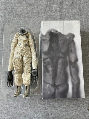ThreeA 3A Toys Evenfall Moonbase Omega Commnader Astronaut Night Shade Strigoi