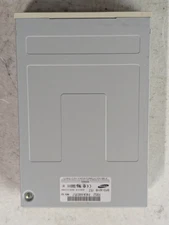 Samsung SFD-321B 3.5” Internal Floppy Drive 1.44MB 34-Pin Beige