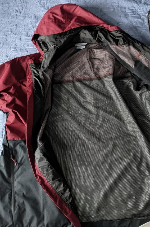 10) ~COLUMBIA + VIRGINIA TECH WindBreaker lightweight Men's jacket size XXL~ - Image 4 of 4