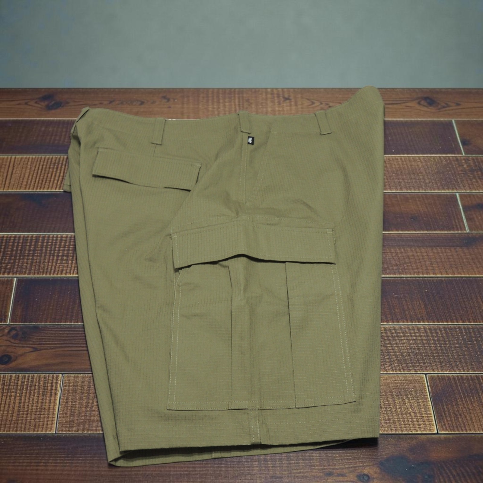 Nike SB Men's Size 40 Long Cargo Shorts Casual Solid Army Green FQ0424-222