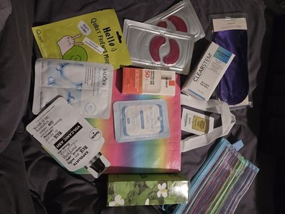 Assorted Beauty Lot w/ Clearstem CELLRENEW Serum, SPF 50+ Eye Masks, Bag