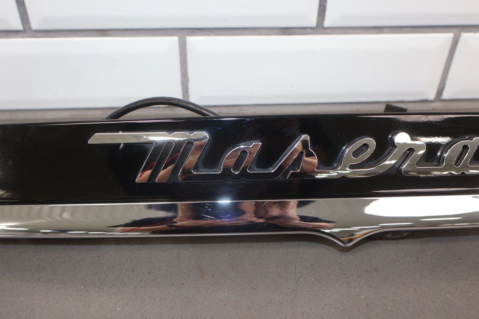 14-17 Maserati Ghibli Rear Trunk Tail Finish Panel W/ Reverse Camera Back Unit