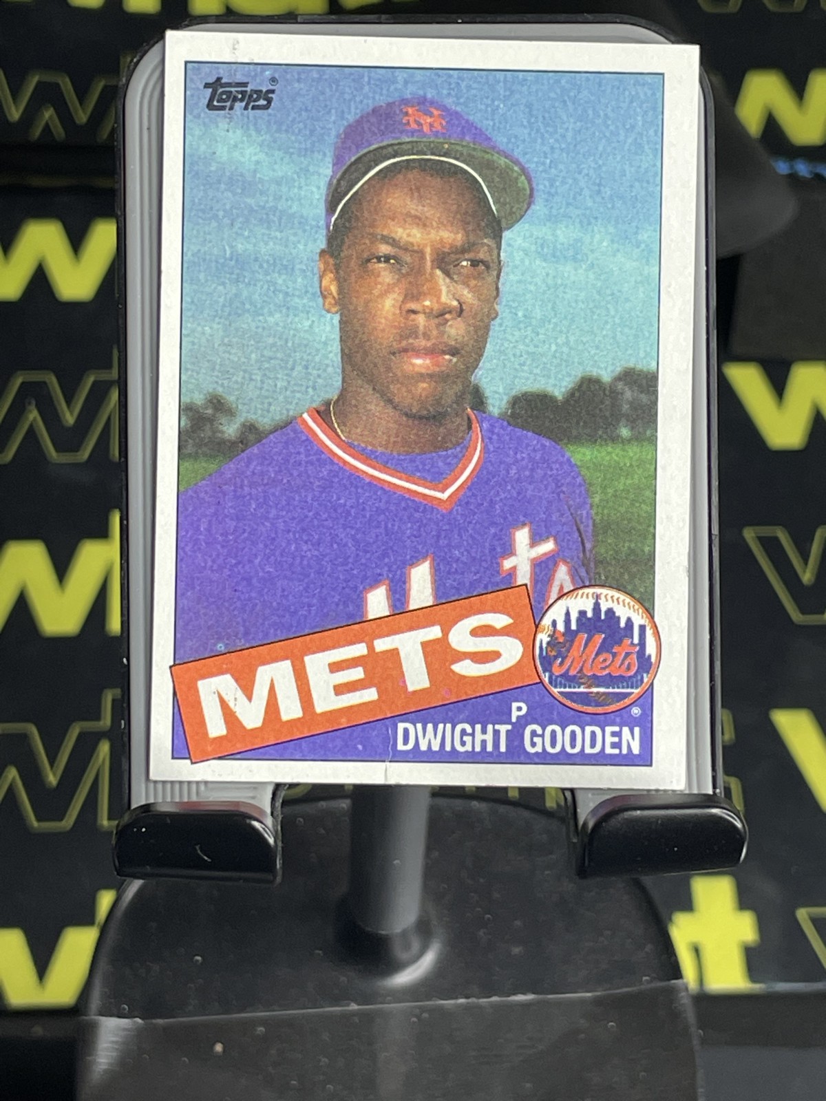 1985 Topps - Dwight Gooden #620 (RC) Extremely Sharp