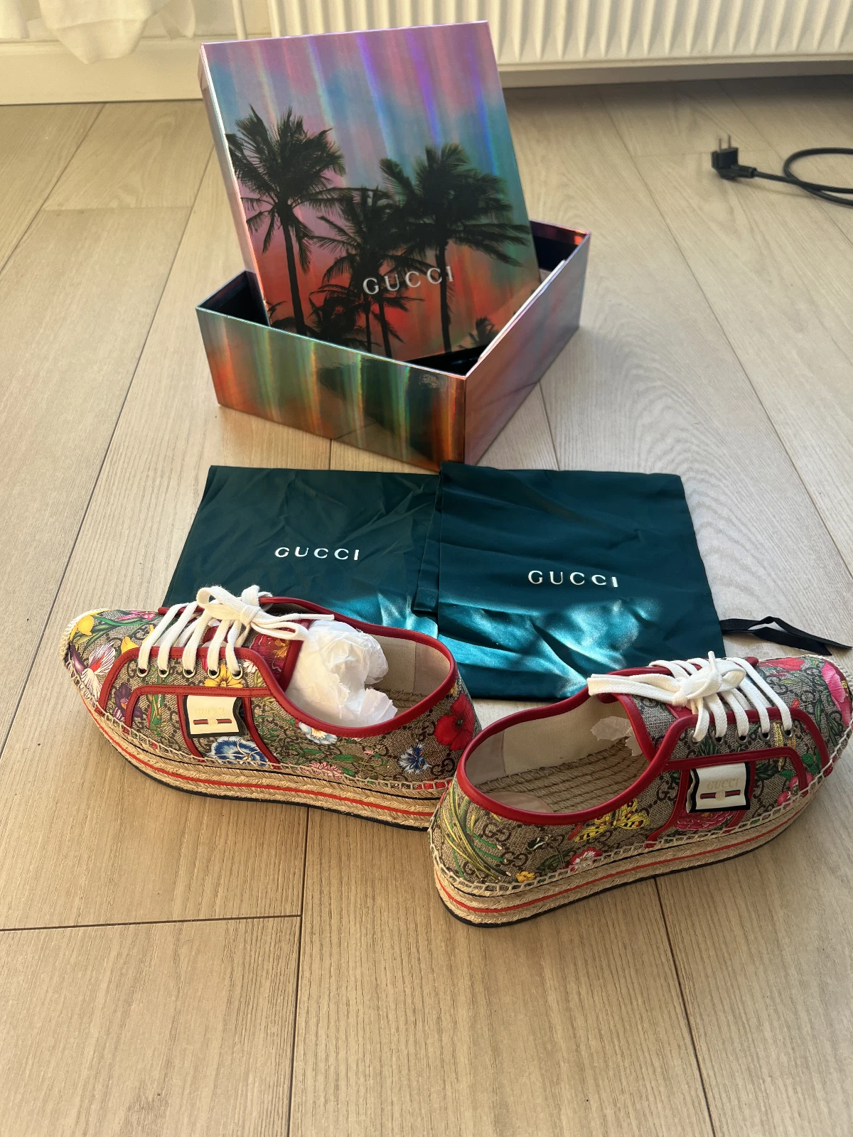Baskets Gucci originales str. 41. Neuf avec boite !