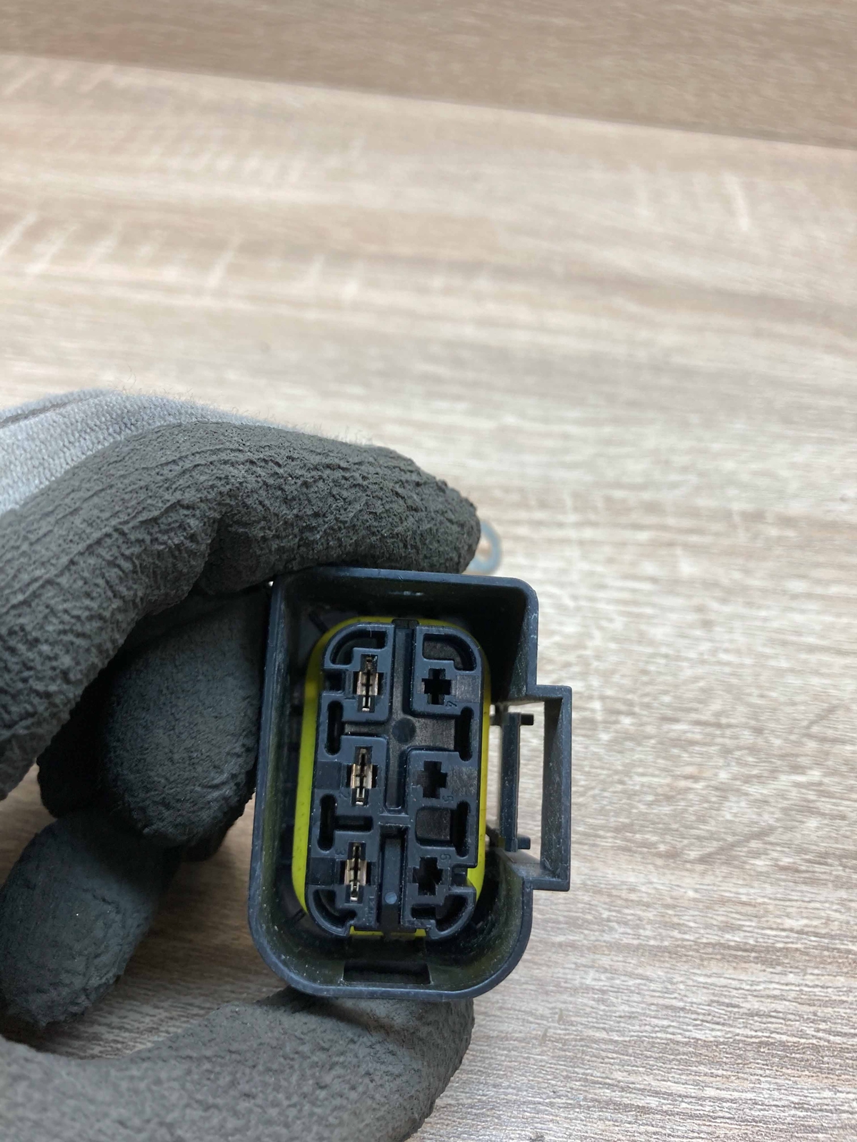 6918254 {6918254 04} BMW Connector Plug Unit Computer Wire Socket 
