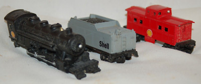 FLETCHER BARNHARDT & WHITE SHELL OIL TRAIN ENGINE, TENDER CABOOSE READ NON FUNC