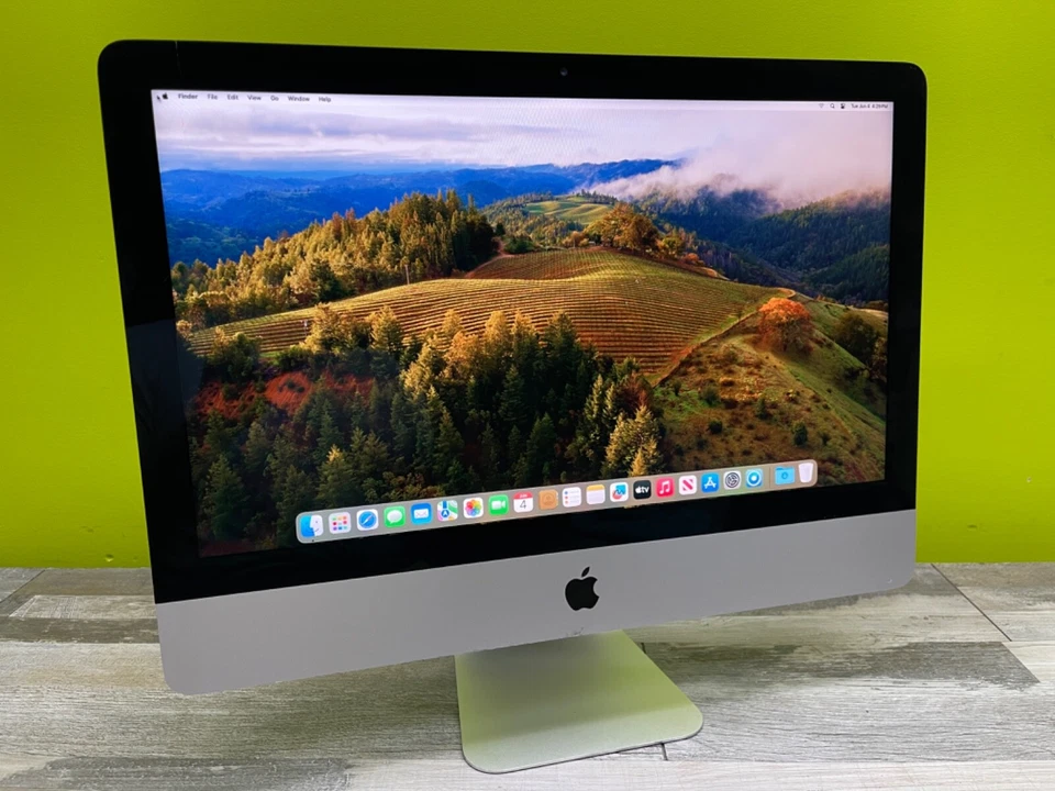 Apple iMac 21.5" Desktop - 3.1GHz Core i7 - 16GB - 1TB SSD - macOS 14 Sonoma - Image 3 of 4