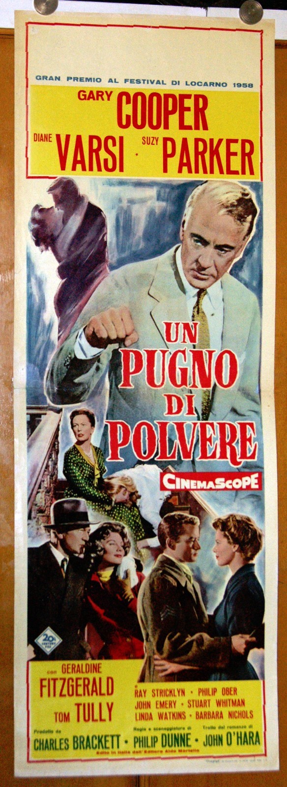 Locandina di Un pugno di polvere (1958)