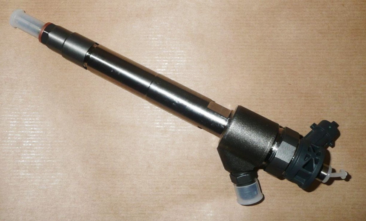 Injecteur 9828959880 pour réparer le moteur 1.5HDi des Citroën Jumpy et C-Elysée