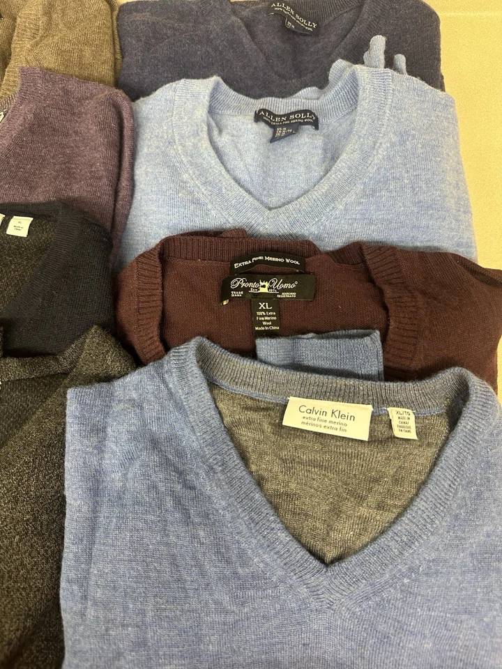 Lot of 12 Calvin Klein Uomo Scott Men's 100% Fine Merino Wool V-Neck Sweater XL - Image 2 of 4